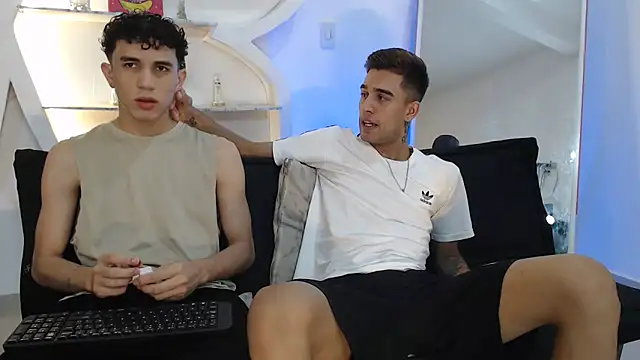 RED EMPIRE online show from 11-02-25, 01:41