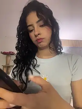 Snapshot of RosseMelody chatting on 02-17-26, 03:03 RosseMelody online show from 02-17-26, 03:03