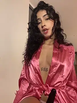 Snapshot of RosseMelody chatting on 03-22-26, 12:14 RosseMelody online show from 03-22-26, 12:14