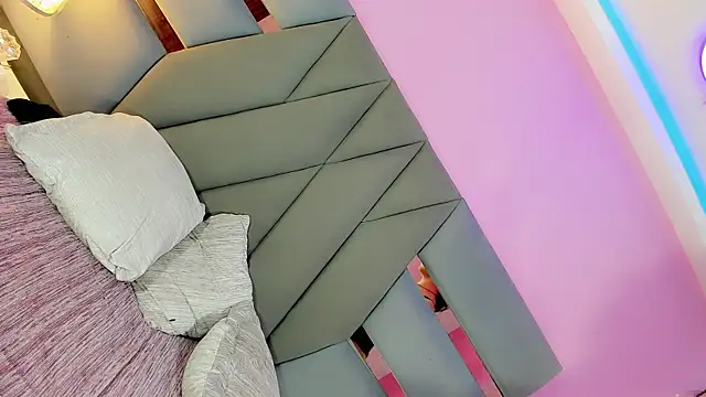 SabrinaAbasali online show from 09-20-25, 09:05