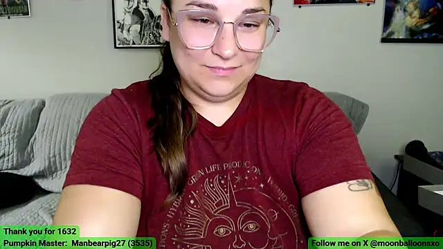 MoonBalloons online show from 10-12-25, 02:32