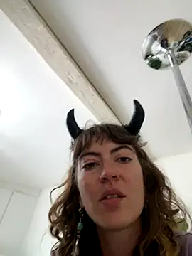 ClementineLapine online show from 09-30-25, 03:28