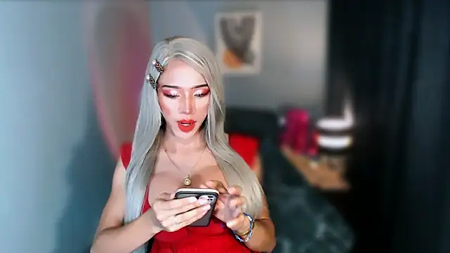 AiraCumSlut online show from 05-15-26, 11:01