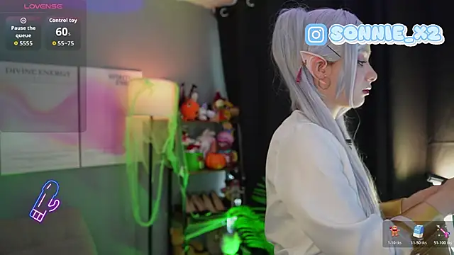 Snapshot of Sonnie_mami chatting on 10-20-25, 01:00 Sonnie mami online show from 10-20-25, 01:00