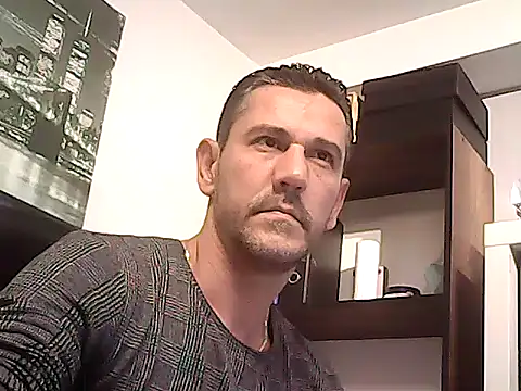 mastercharisma35 online show from 12-04-25, 03:21