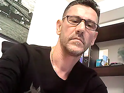 Snapshot of mastercharisma35 chatting on 02-28-26, 12:06 mastercharisma35 online show from 02-28-26, 12:06