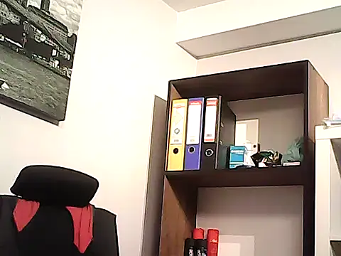 Snapshot of mastercharisma35 chatting on 03-25-26, 01:28 mastercharisma35 online show from 03-25-26, 01:28