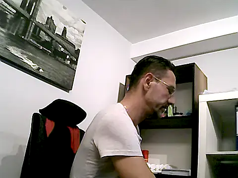 mastercharisma35 online show from 05-08-26, 03:17