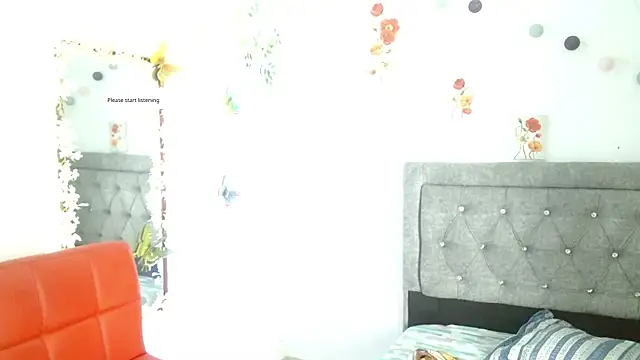 Snapshot of Meriilyn_Monroe724 chatting on 10-20-25, 05:35 Meriilyn Monroe724 online show from 10-20-25, 05:35