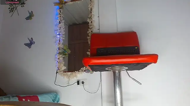 Snapshot of Meriilyn_Monroe724 chatting on 01-09-26, 02:31 Meriilyn Monroe724 online show from 01-09-26, 02:31