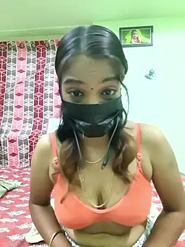 Snapshot of Tamil_Ishu chatting on 04-01-26, 04:48 Tamil Ishu online show from 04-01-26, 04:48