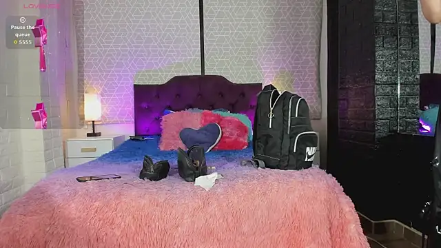 Zamara Kleii online show from 09-13-25, 04:23