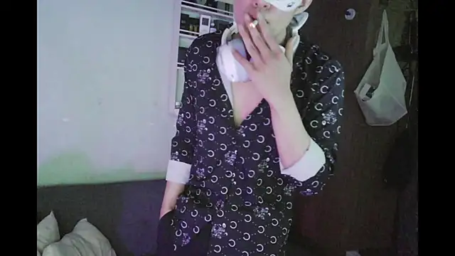 Snapshot of boyhigh1997 chatting on 06-30-26, 04:02 boyhigh1997 online show from 06-30-26, 04:02