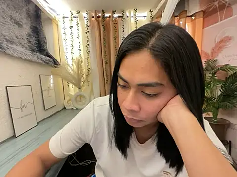 Snapshot of Sweetasian_cum chatting on 11-05-25, 12:27 Sweetasian cum online show from 11-05-25, 12:27