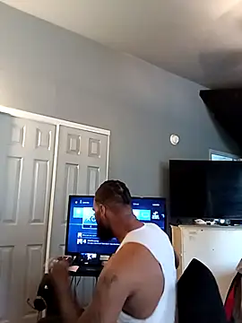 Snapshot of EbonyKing69 chatting on 10-02-25, 08:05 EbonyKing69 online show from 10-02-25, 08:05