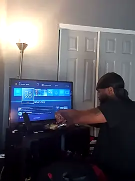 Snapshot of EbonyKing69 chatting on 10-06-25, 09:12 EbonyKing69 online show from 10-06-25, 09:12