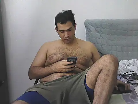 morenocabro10 online show from 05-05-26, 03:25