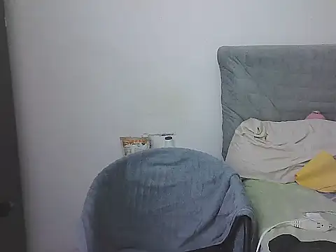 morenocabro10 online show from 05-06-26, 11:32