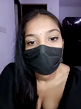 Cute Rakhi8 online show from 09-09-25, 04:34