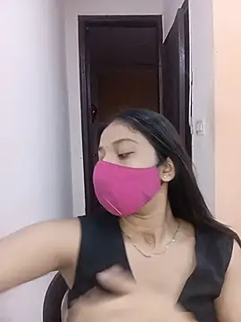 Cute Rakhi8 online show from 06-24-26, 05:28