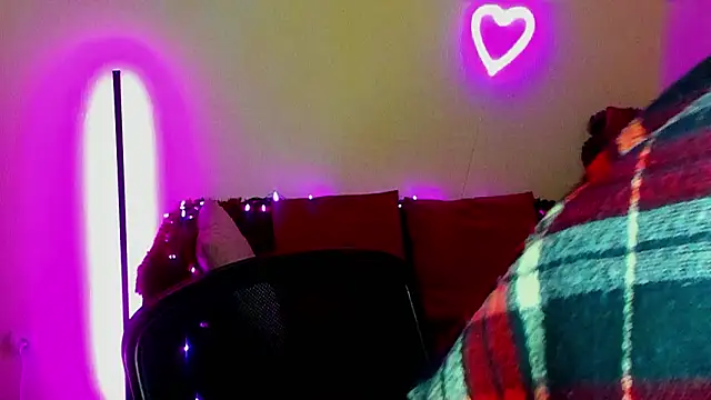 Alicia love00 online show from 03-25-26, 06:30