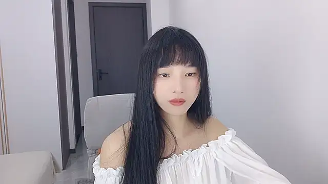 Snapshot of Lisa-3333 chatting on 09-21-25, 02:19 Lisa-3333 online show from 09-21-25, 02:19