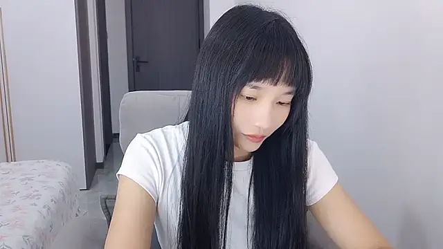 Snapshot of Lisa-3333 chatting on 10-02-25, 01:18 Lisa-3333 online show from 10-02-25, 01:18