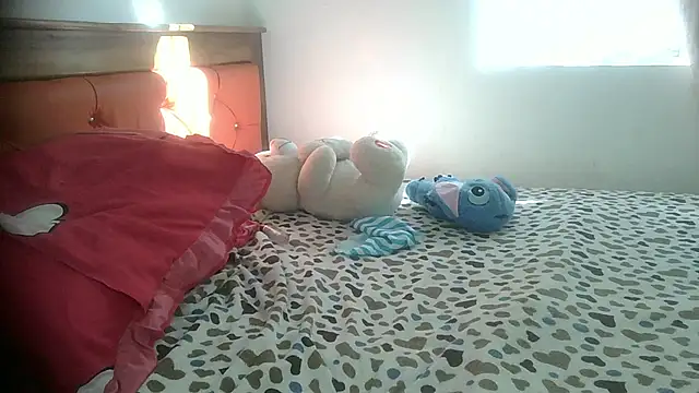 Lawuaifu1 online show from 06-18-26, 08:24
