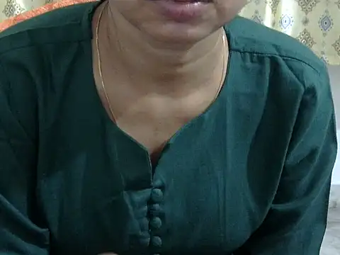 CHAMELI4747 online show from 05-01-26, 01:48