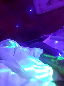 Oaxhot online show from 10-18-25, 07:20