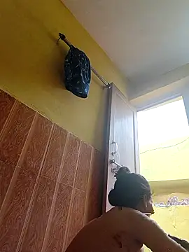 ISHANI-SINGH online show from 10-25-25, 02:52