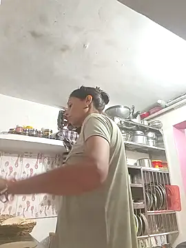 ISHANI-SINGH online show from 11-18-25, 02:28