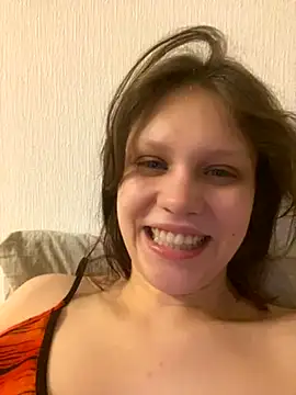 Lunliss online show from 11-30-25, 05:39