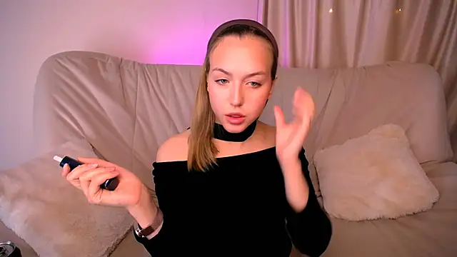 CindySparkl online show from 05-10-26, 06:18