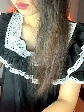 Snapshot of Tinasx56 chatting on 10-31-25, 05:36 Tinasx56 online show from 10-31-25, 05:36