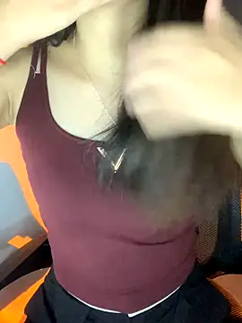 Snapshot of Tinasx56 chatting on 11-06-25, 04:52 Tinasx56 online show from 11-06-25, 04:52