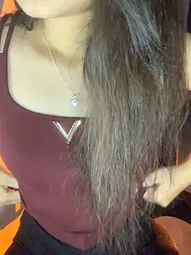 Snapshot of Tinasx56 chatting on 11-11-25, 05:35 Tinasx56 online show from 11-11-25, 05:35