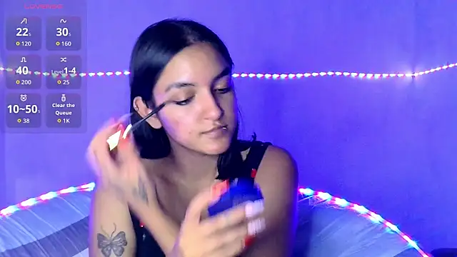 Snapshot of Ari_20_ chatting on 04-16-26, 06:30 Ari 20 online show from 04-16-26, 06:30