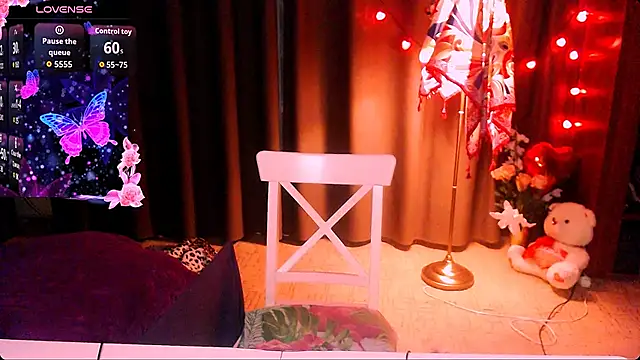 Snapshot of Crystal2207 chatting on 09-21-25, 09:16 Crystal2207 online show from 09-21-25, 09:16