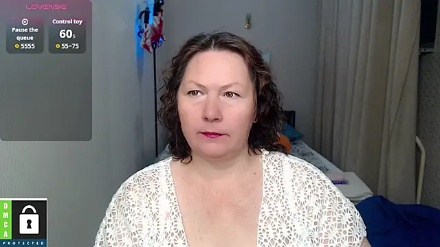 Snapshot of milf_hornys chatting on 10-22-25, 01:44 milf hornys online show from 10-22-25, 01:44