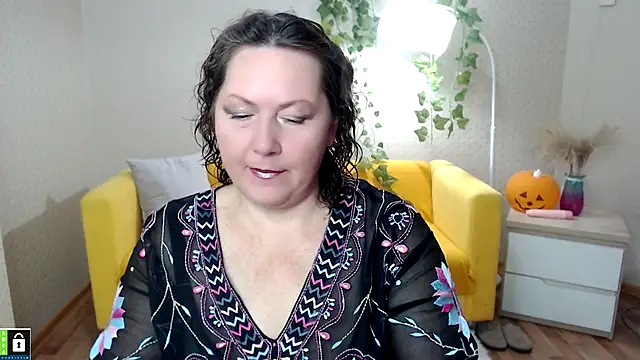 Snapshot of milf_hornys chatting on 10-26-25, 06:14 milf hornys online show from 10-26-25, 06:14