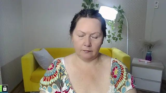 Snapshot of milf_hornys chatting on 11-04-25, 04:39 milf hornys online show from 11-04-25, 04:39
