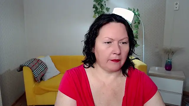 Snapshot of milf_hornys chatting on 11-18-25, 04:22 milf hornys online show from 11-18-25, 04:22