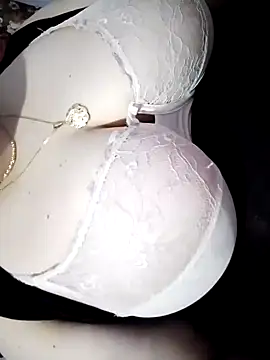 Hnonasix89 online show from 06-18-26, 09:25