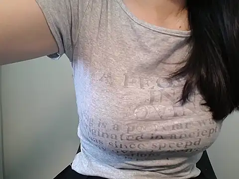 Hankisiu online show from 10-18-25, 02:14