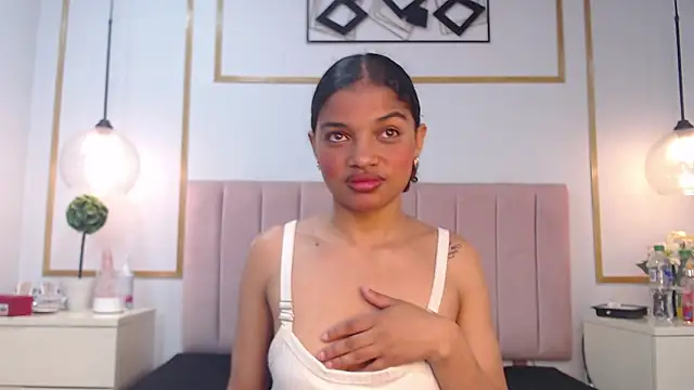 MichelleLebron online show from 09-23-25, 03:59