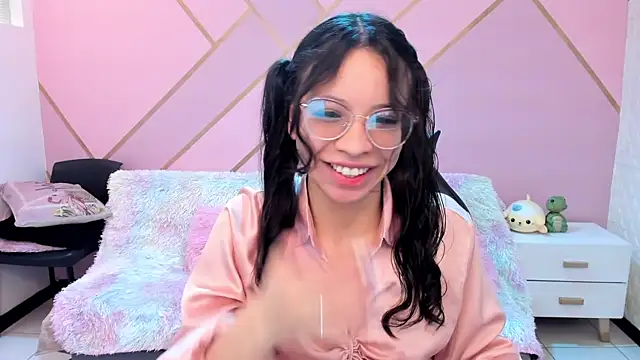 Giaa rossi online show from 11-16-25, 01:06