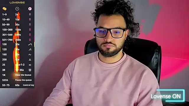 Snapshot of Ernesto-Rodriguez82 chatting on 10-11-25, 03:39 Ernesto-Rodriguez82 online show from 10-11-25, 03:39