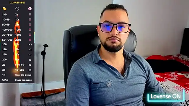 Snapshot of Ernesto-Rodriguez82 chatting on 10-23-25, 07:23 Ernesto-Rodriguez82 online show from 10-23-25, 07:23