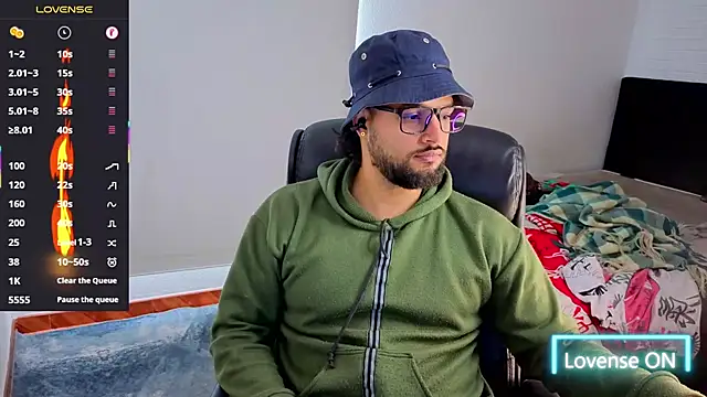 Snapshot of Ernesto-Rodriguez82 chatting on 11-07-25, 03:45 Ernesto-Rodriguez82 online show from 11-07-25, 03:45